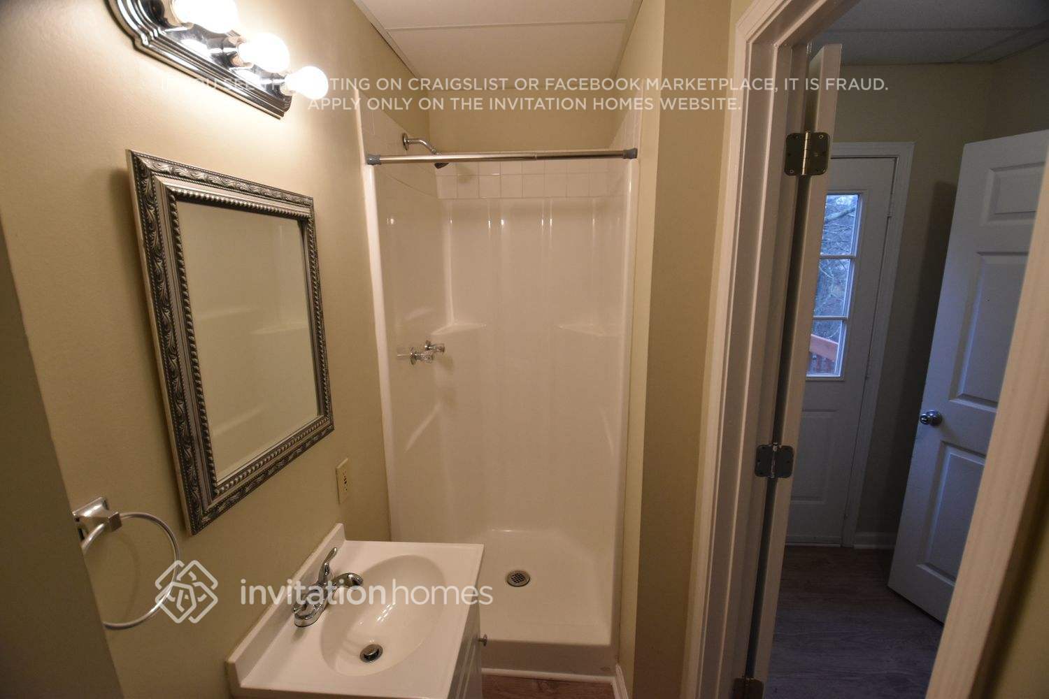 Building Photo - 7300 Hunters Ridge Dr