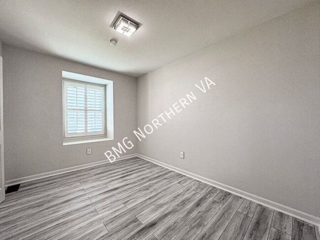 Building Photo - 7450 Adams Park Ct