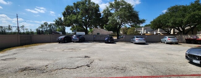Building Photo - 15523 Aldine Westfield Rd