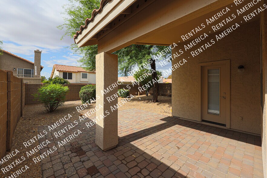 Building Photo - 3229 E Brookwood Ct