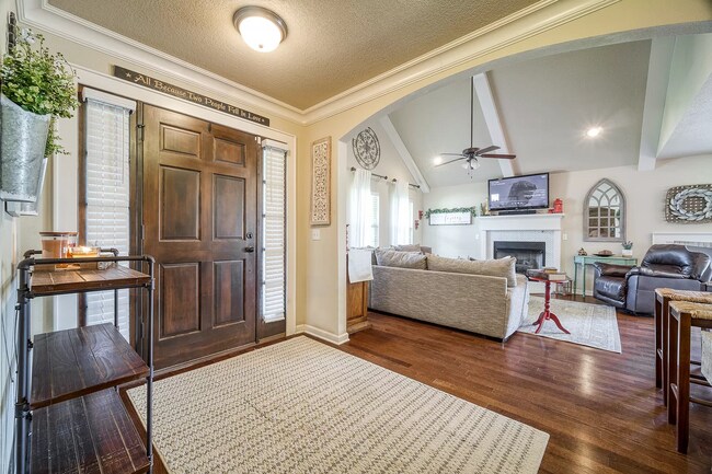 Building Photo - 4751 Augustine Dr