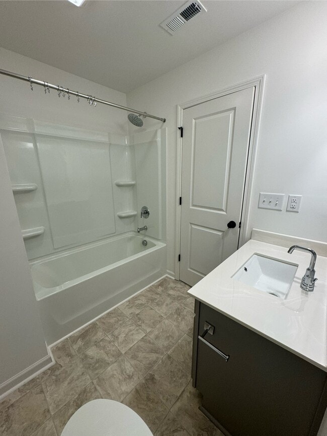 Building Photo - 709 Bellmouth Rd