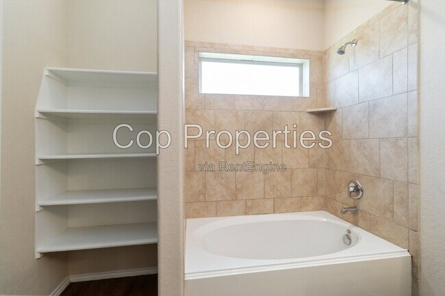 Building Photo - 8430 Terlingua Cv