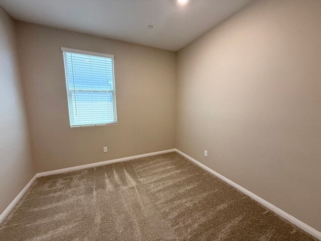 Building Photo - 3/BD 2/BA W/Den Prime Summerlin West Location – Beautiful One-Story Home