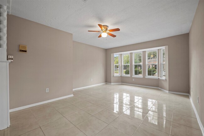 Building Photo - 4735 Charade Dr