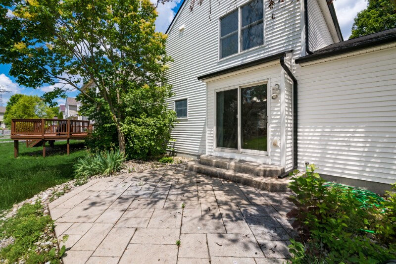 Building Photo - 8607 Clover Glade Dr