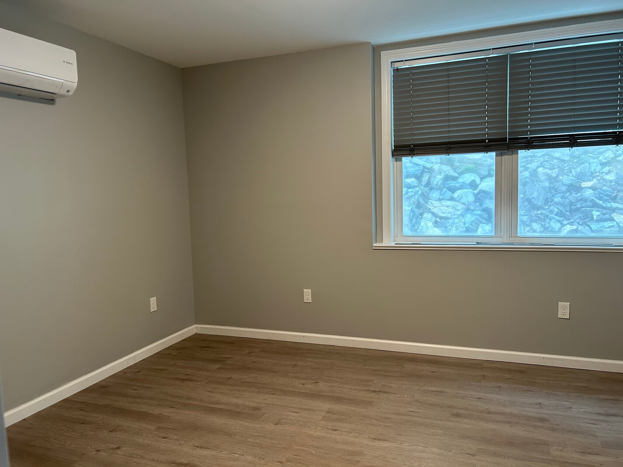 Building Photo - 64 Wooster St