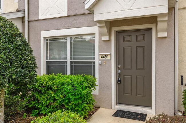 Building Photo - 4491 SW 49th Ave