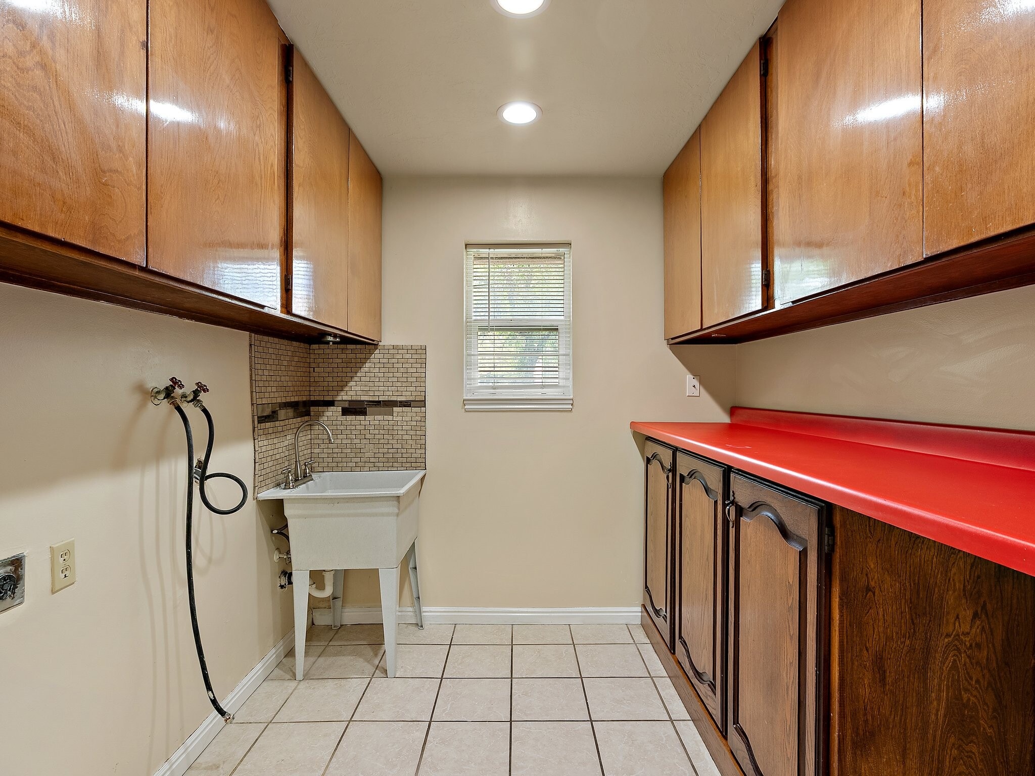 Building Photo - 6438 Tamra Dr