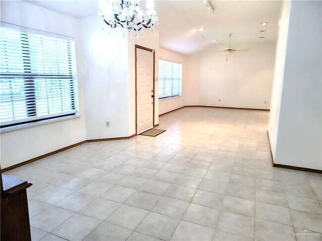 Building Photo - 3511 Datepalm Ave