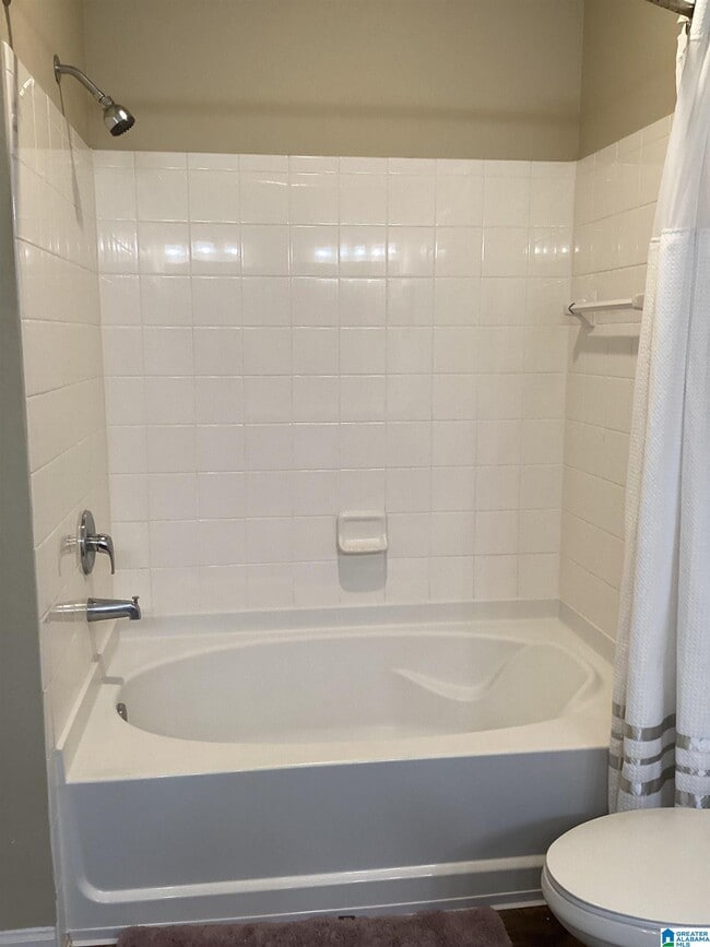 Building Photo - 5050 Cahaba River Rd