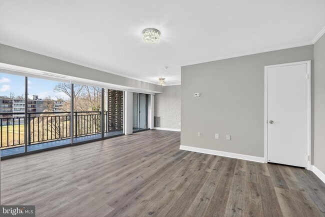 Building Photo - 1804 Metzerott Rd