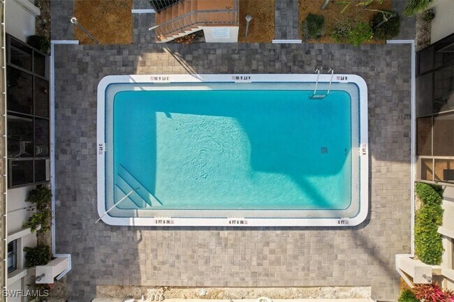 Building Photo - 610 SW 47th Terrace