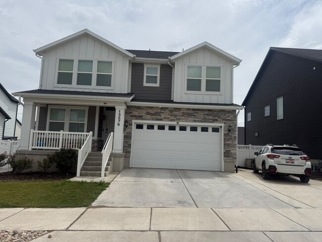Building Photo - 13579 Langdon Dr