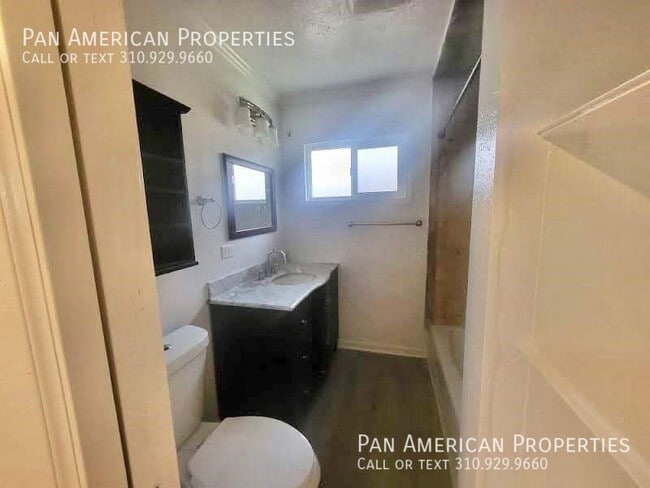 Building Photo - 1837 Mayflower Ave