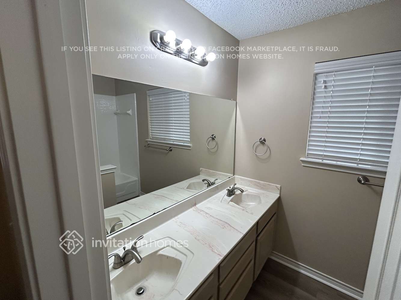 Building Photo - 2908 Olympia Dr