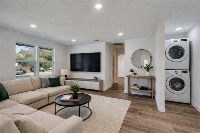 Building Photo - 901 Woodleigh Dr