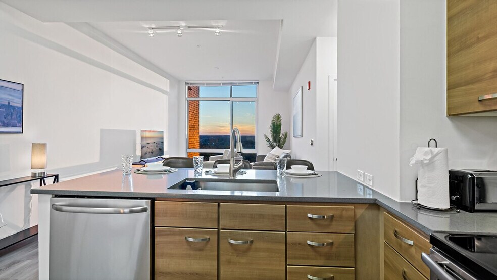 Building Photo - 8520 VA-7