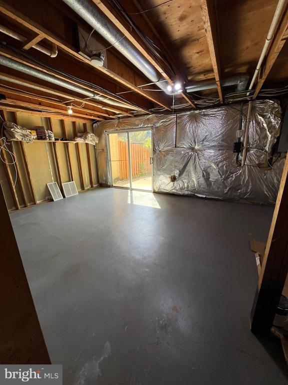 Building Photo - 209 Eaton Ct