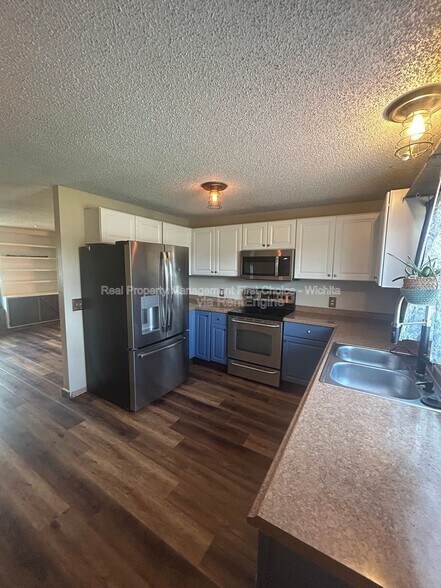 Building Photo - 3147 Brookfield Ct
