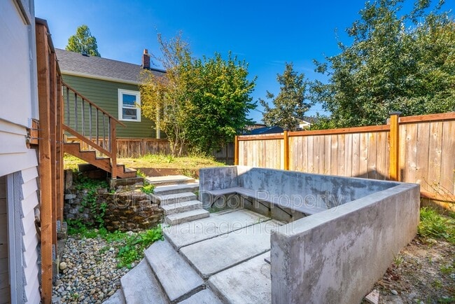 Building Photo - 5101 N 45th St