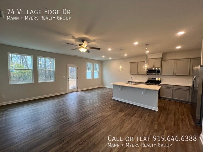 Building Photo - 74 Village Edge Dr