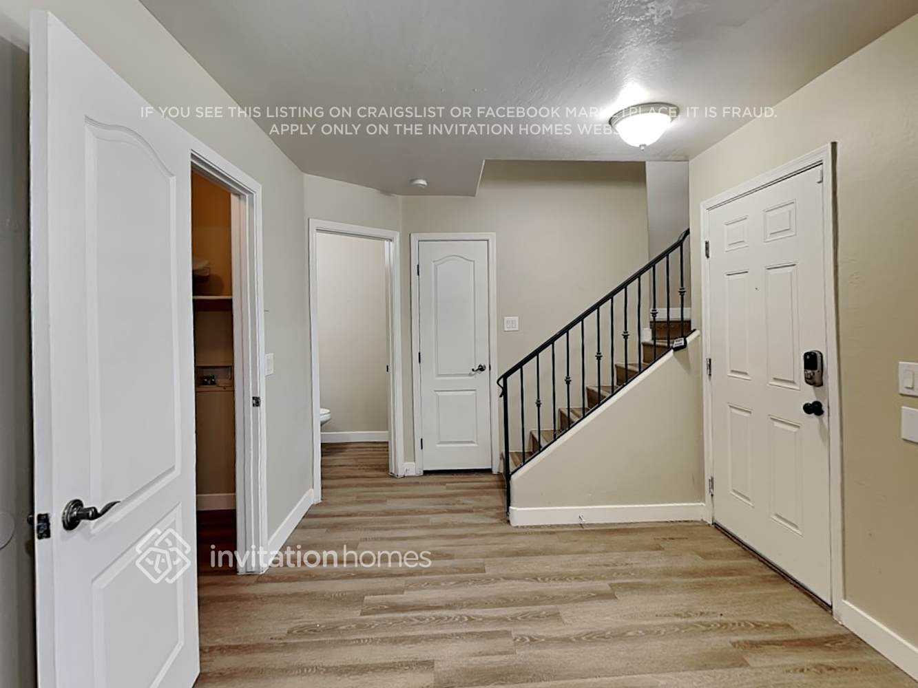 Building Photo - 5614 S 21st Pl