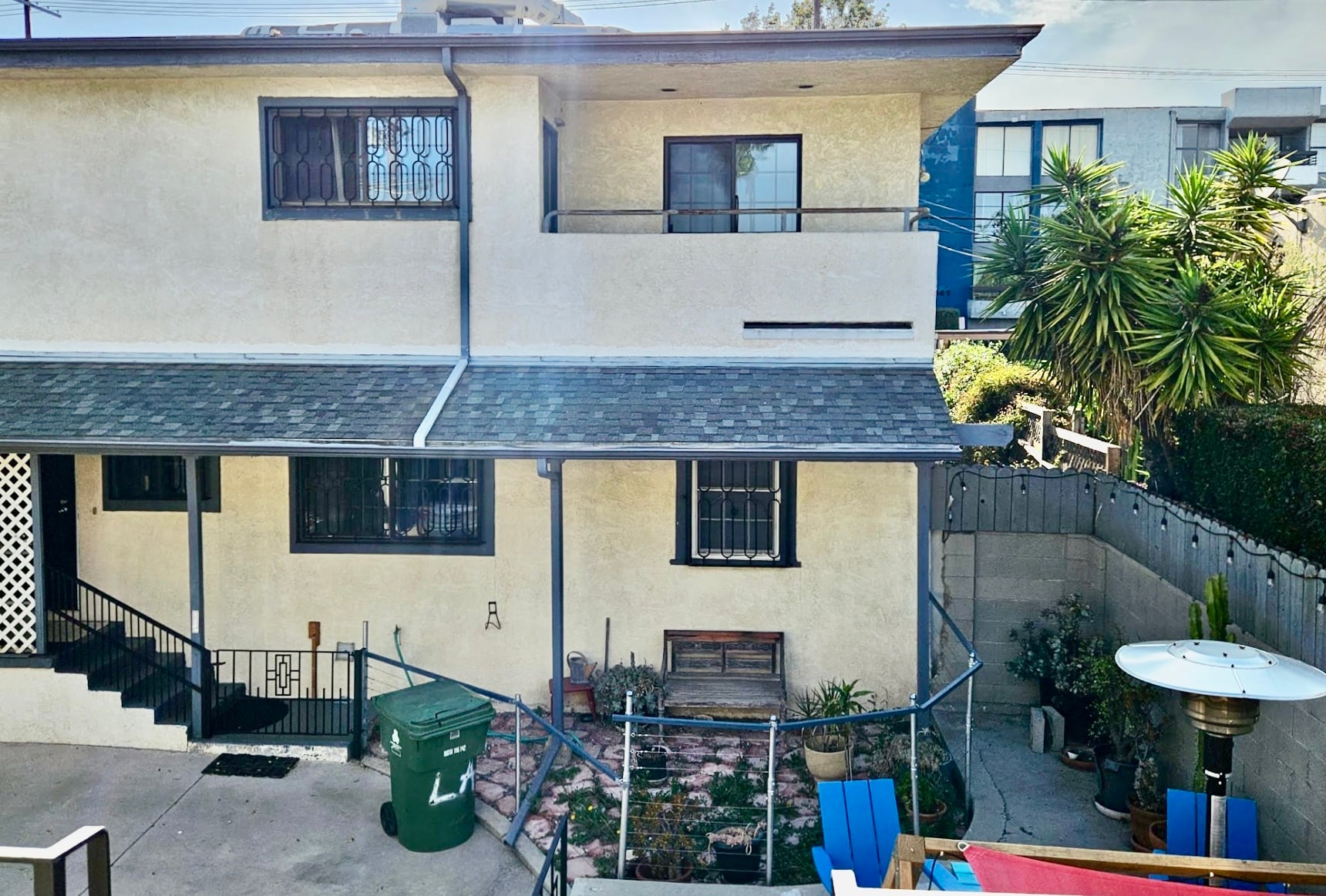 Building Photo - 2028 1/2 N Commonwealth Ave