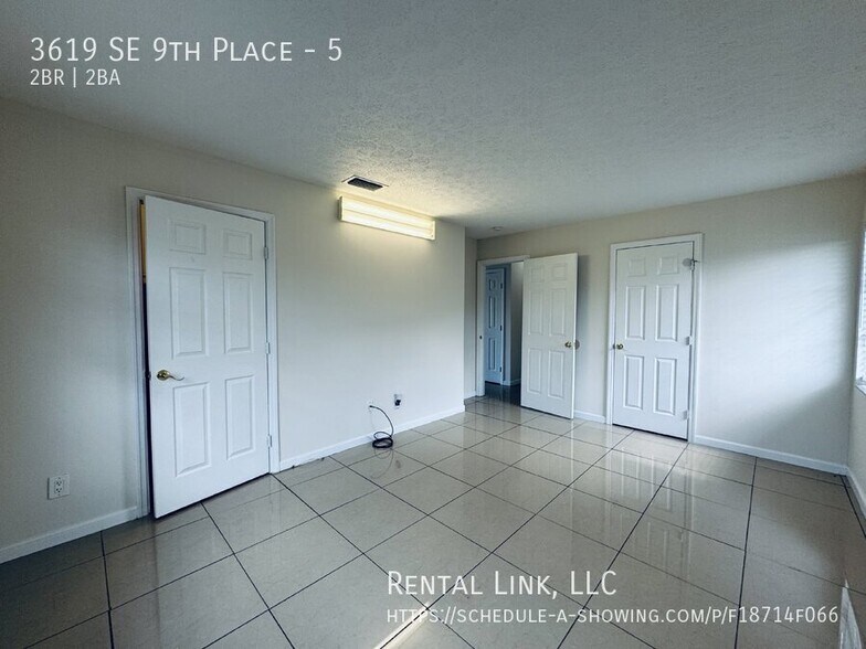 Building Photo - 3619 SE 9th Pl