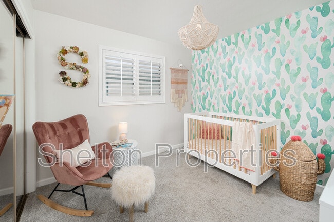 Building Photo - 1731 W Highland Ave