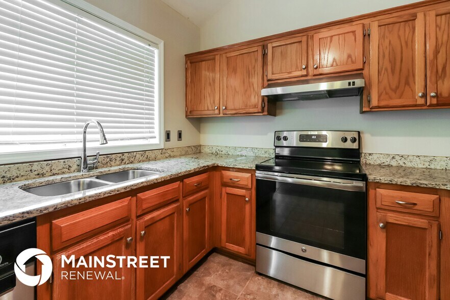 Building Photo - 522 Valle Dr