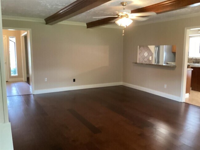 Building Photo - 2031 Millhouse Rd