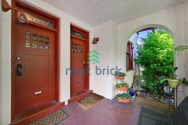 Building Photo - Rare Find-Heritage Historic Lake View Luxury Condo opportunity!