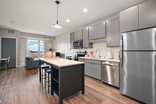 Building Photo - 1410 Nicollet Ave