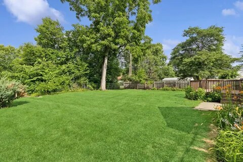 Building Photo - 6300 Wentworth Ave S