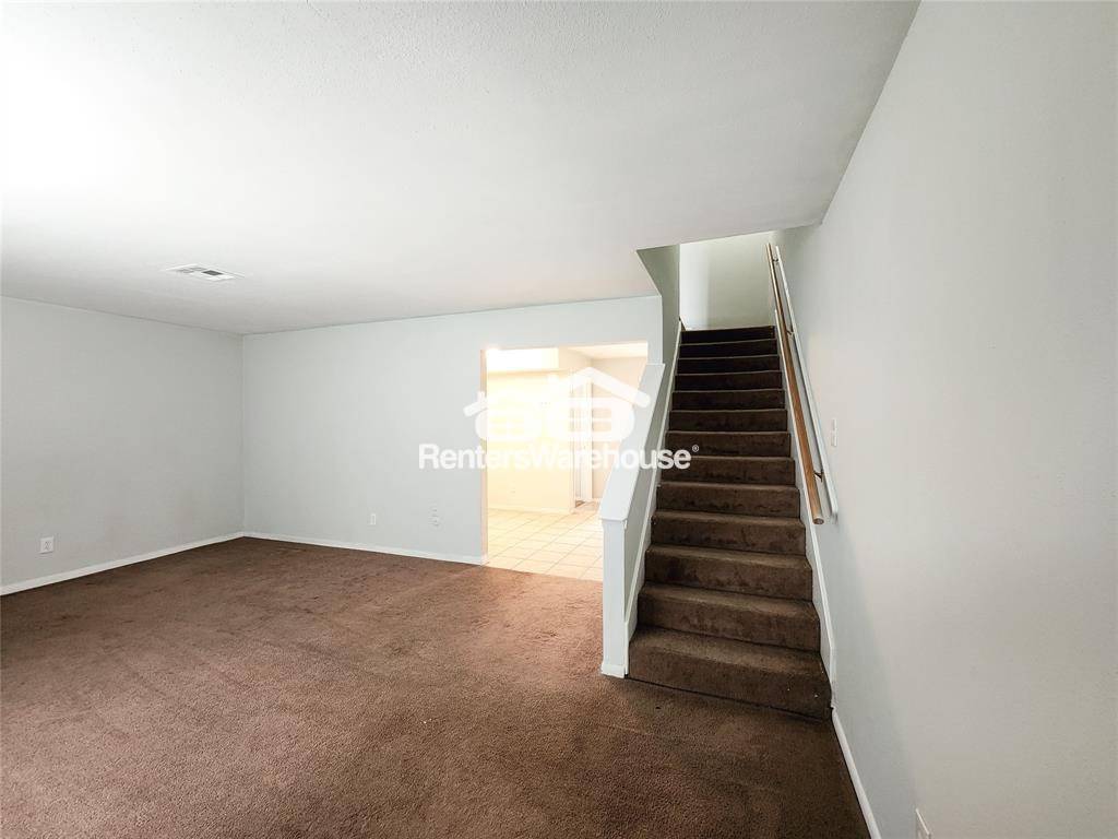 Building Photo - 8848 Kempwood Dr