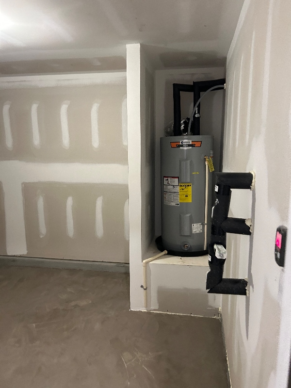 Building Photo - 84 March Crk Dr