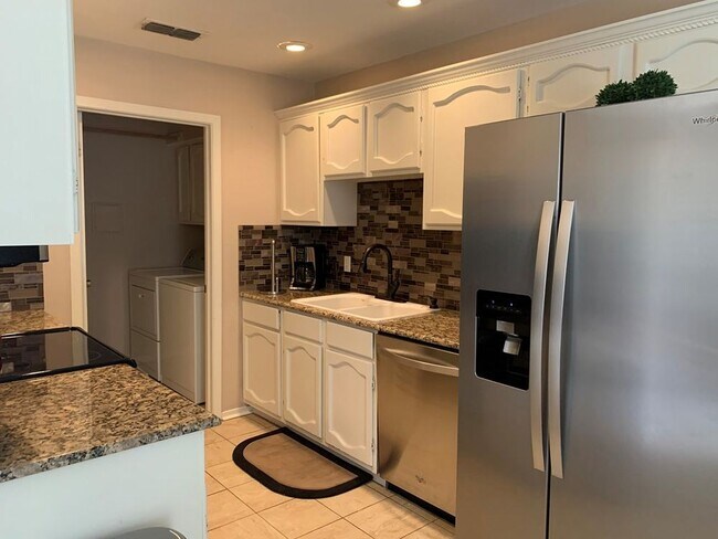 Building Photo - 2716 Rocky Lane Road - 1