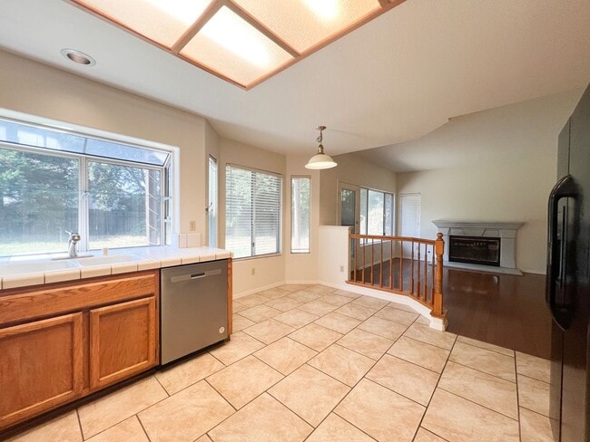 Building Photo - 8330 Sea Island Ct