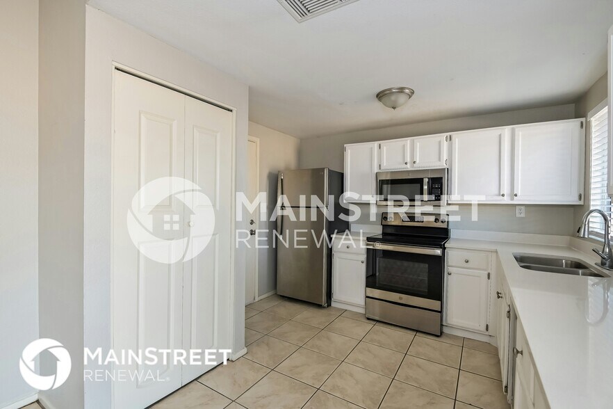 Building Photo - 4524 W Jupiter St