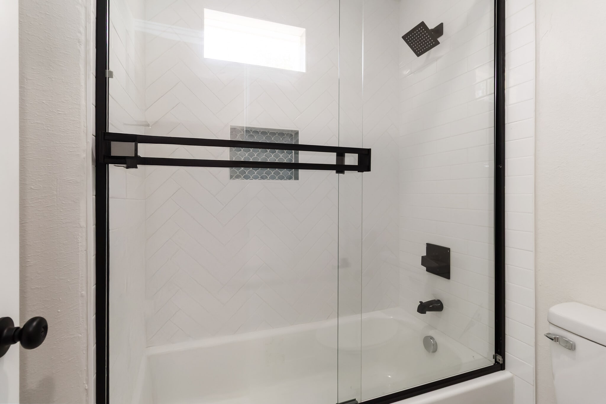 Building Photo - 237 Carle Ave