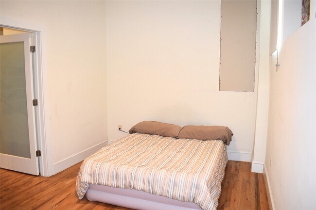 Building Photo - 257 Washington St