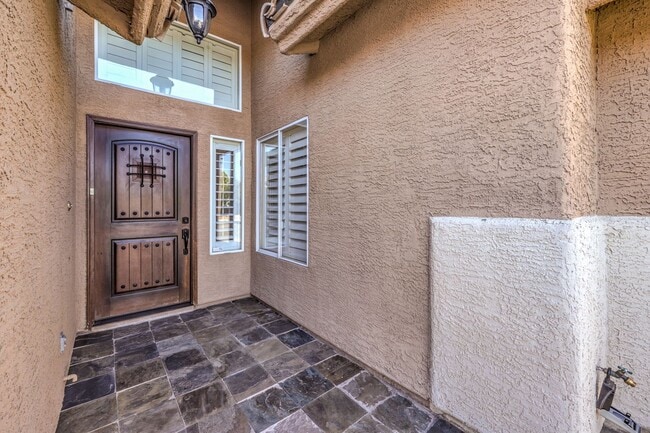 Building Photo - single story upgraded walking distance to park