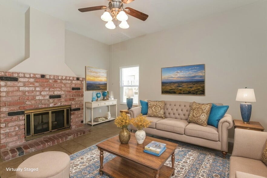 Building Photo - 526 Dutchman Ave