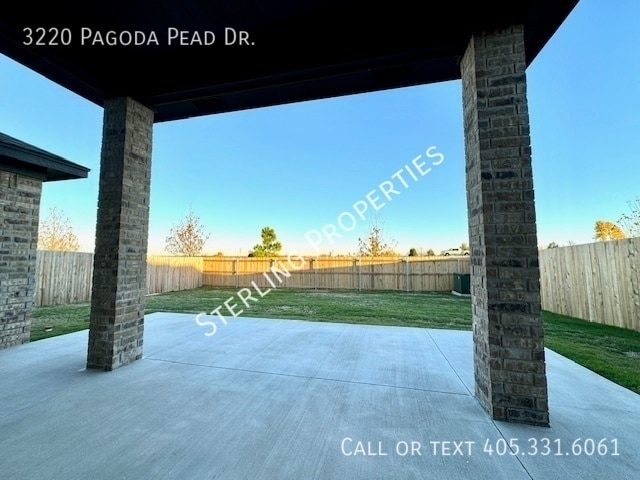 Building Photo - 3220 Pagoda Pead Dr