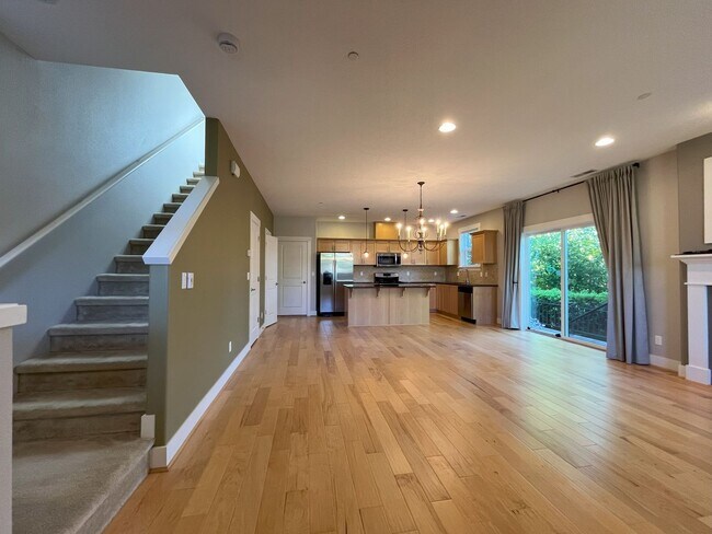 Building Photo - Modern 4-Bedroom Home on Large Corner Lot ...