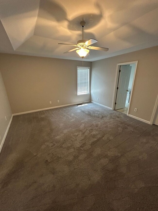 Building Photo - Spacious Ranch in Great Location!!!