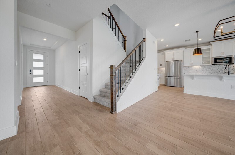 Building Photo - 534 Sun Chaser Dr