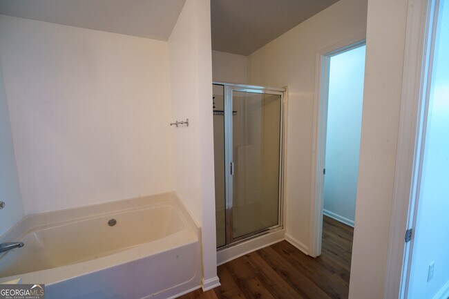 Building Photo - 2555 Flat Shoals Rd