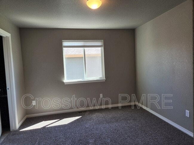 Building Photo - 5638 Osbourne Dr